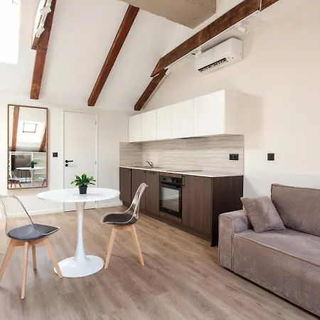 Charles Peguy - & - Jardin - Climatision Apartment