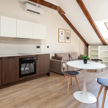 Charles Peguy - & - Jardin - Climatision Apartment *